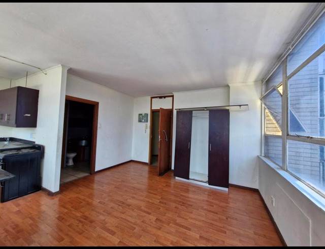 1 BEDROOM APARTMENT FOR SALE IN JOHANNESBURG CBD